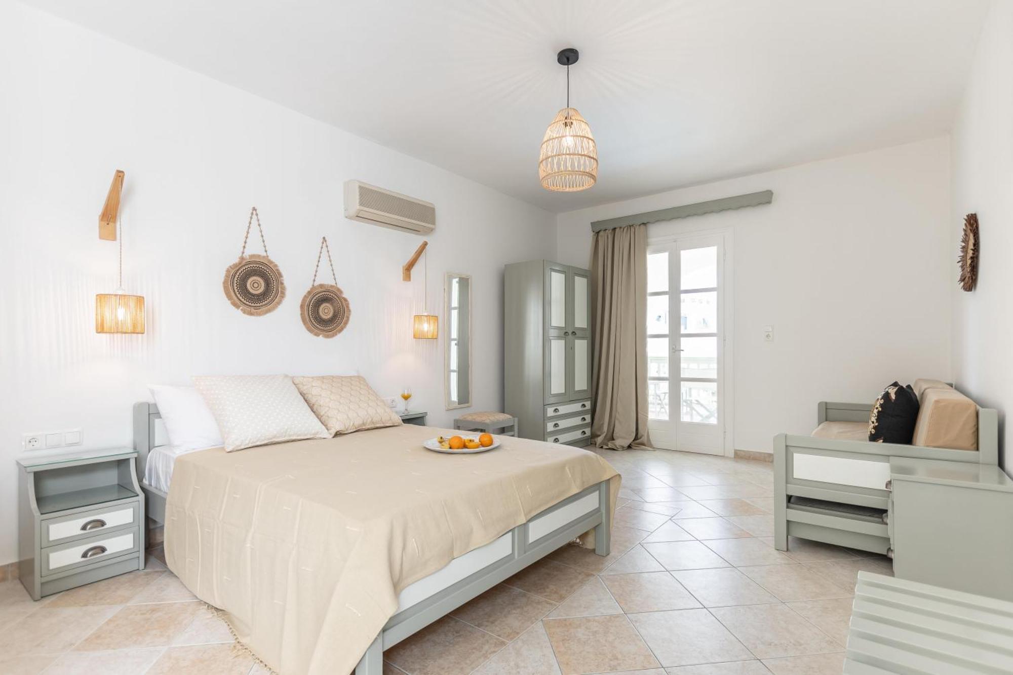 Hotel Fanis Agia Anna  外观 照片