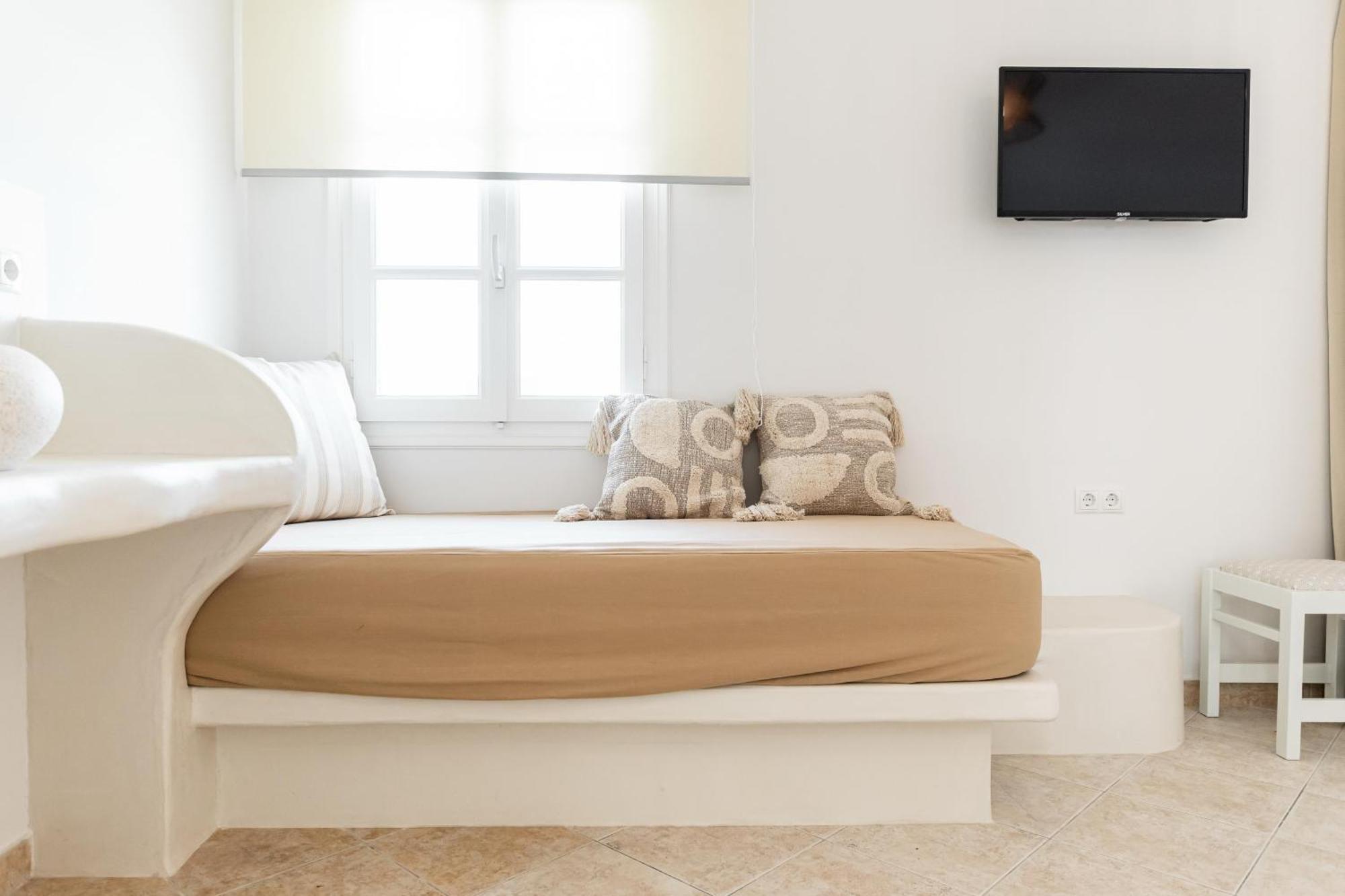Hotel Fanis Agia Anna  外观 照片