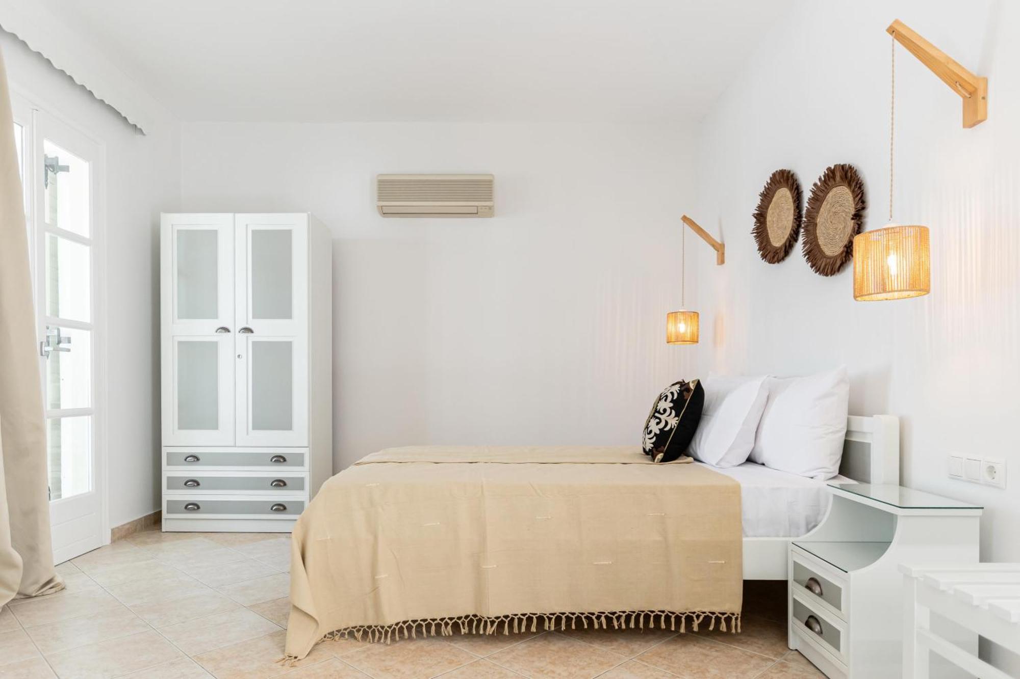 Hotel Fanis Agia Anna  外观 照片